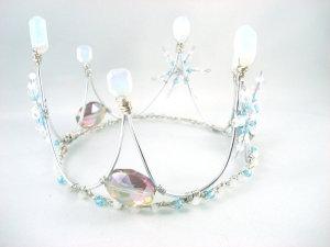 winter_wonderland___ice_queen_crown_by_angelyques-d5kjwn1