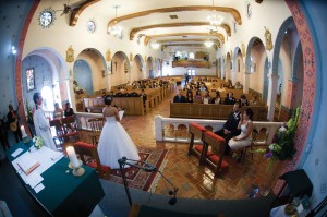Hugo-Benson-Photography_Quinceanera-ceremony-church