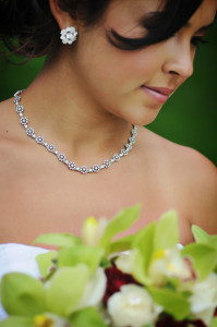 Green-Flower-Bouquet-for-Your-Quinceanera