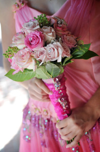 Pink-Rose-Flower-Bouquet-for-your-Quinceanera